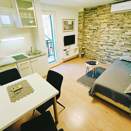 Iron Gates Apartments Σπλιτ Εξωτερικό φωτογραφία