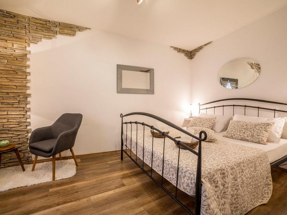 Iron Gates Apartments Σπλιτ Εξωτερικό φωτογραφία