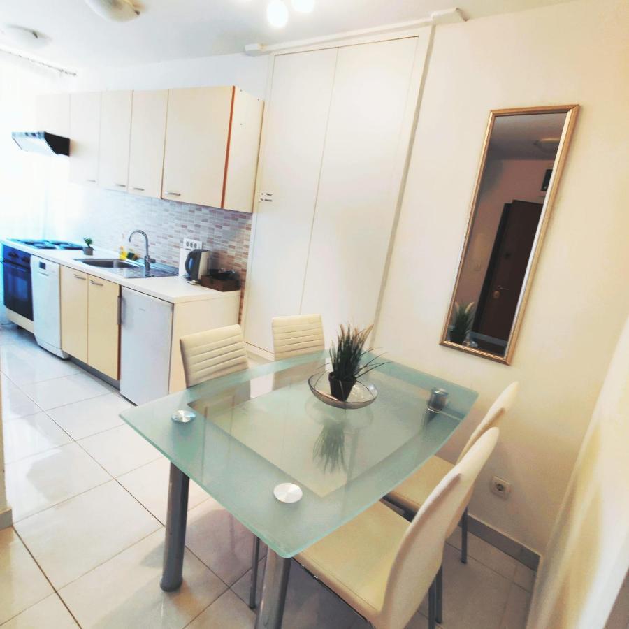 Iron Gates Apartments Σπλιτ Εξωτερικό φωτογραφία