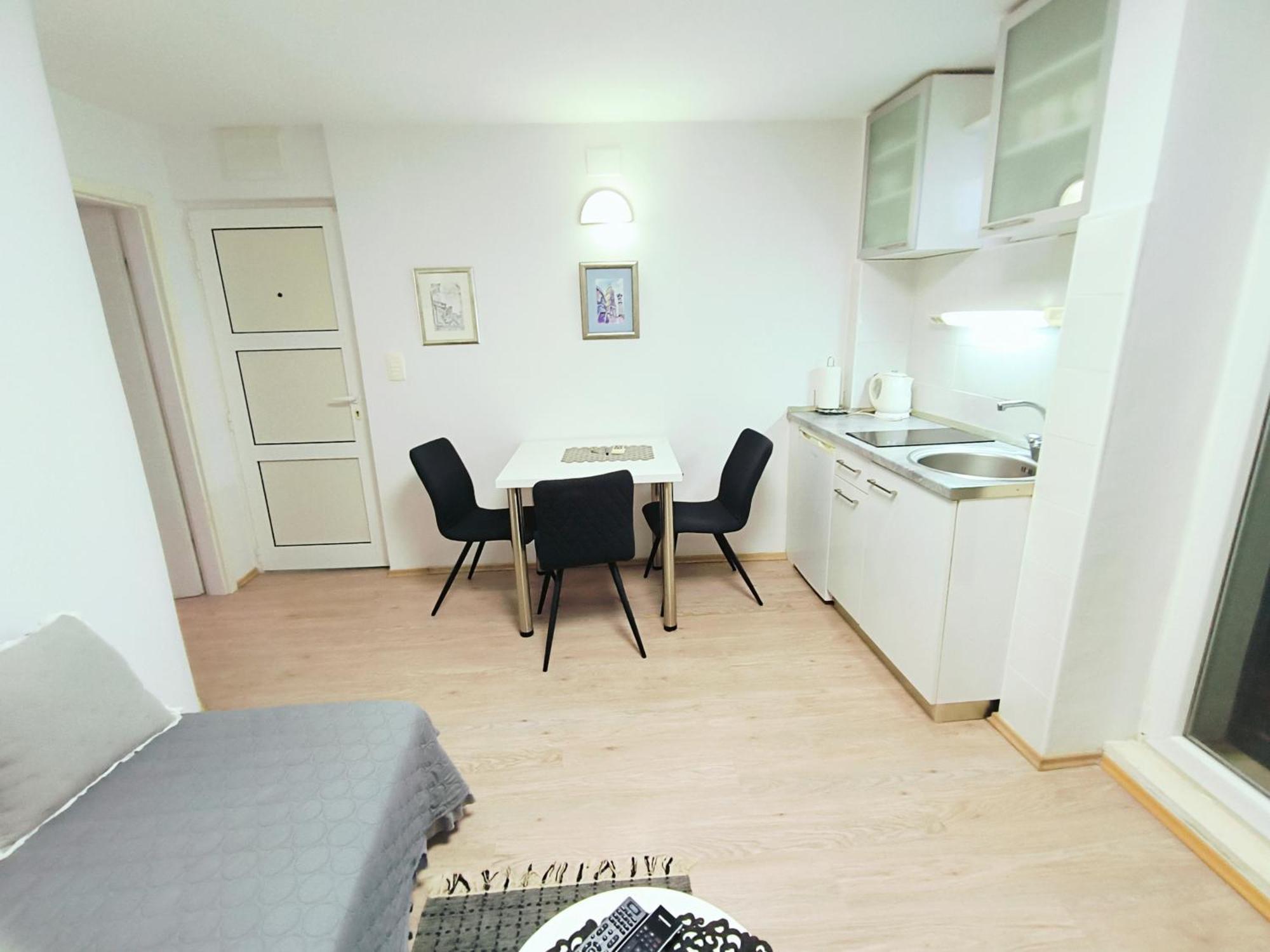 Iron Gates Apartments Σπλιτ Εξωτερικό φωτογραφία