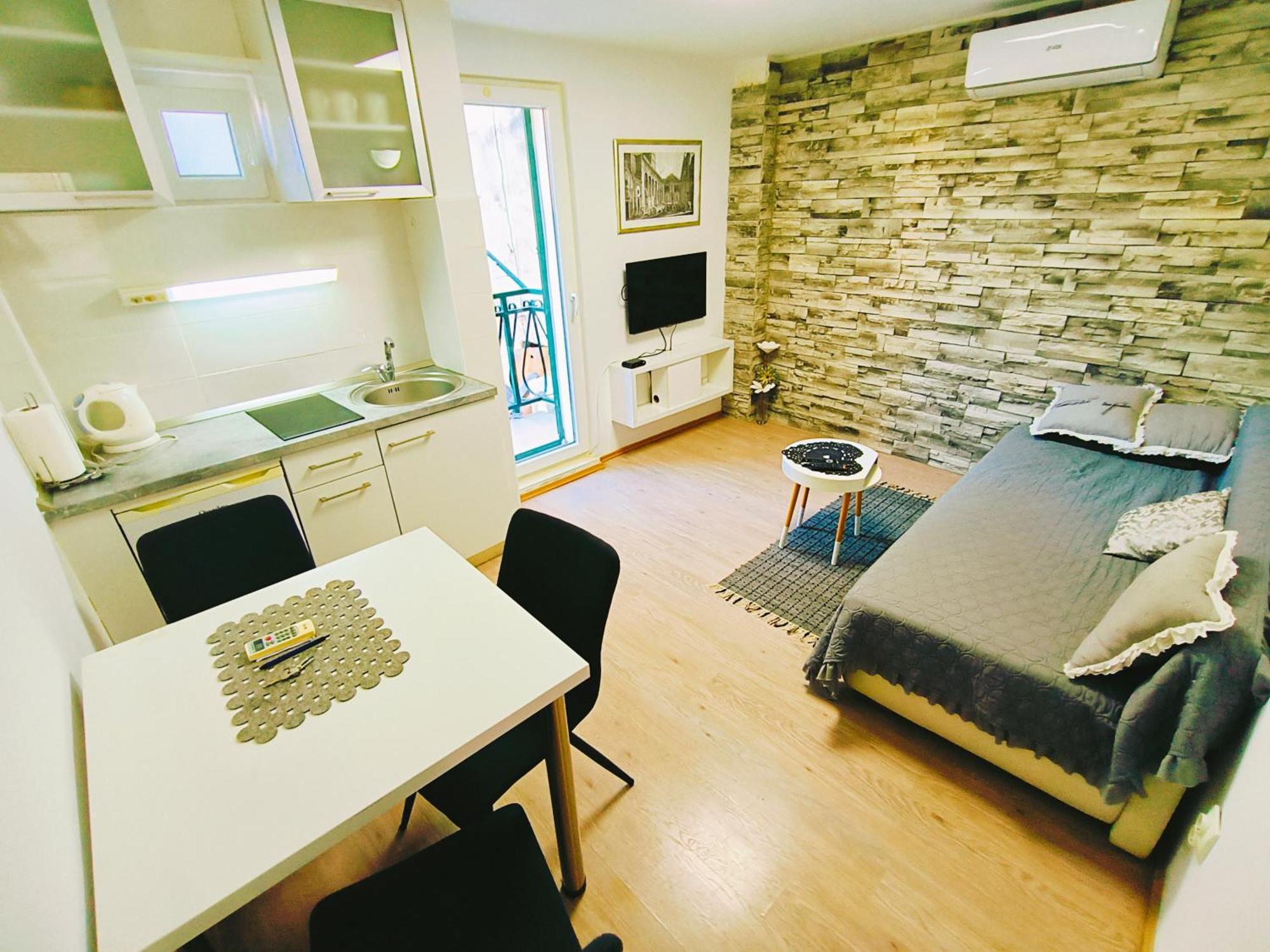 Iron Gates Apartments Σπλιτ Εξωτερικό φωτογραφία