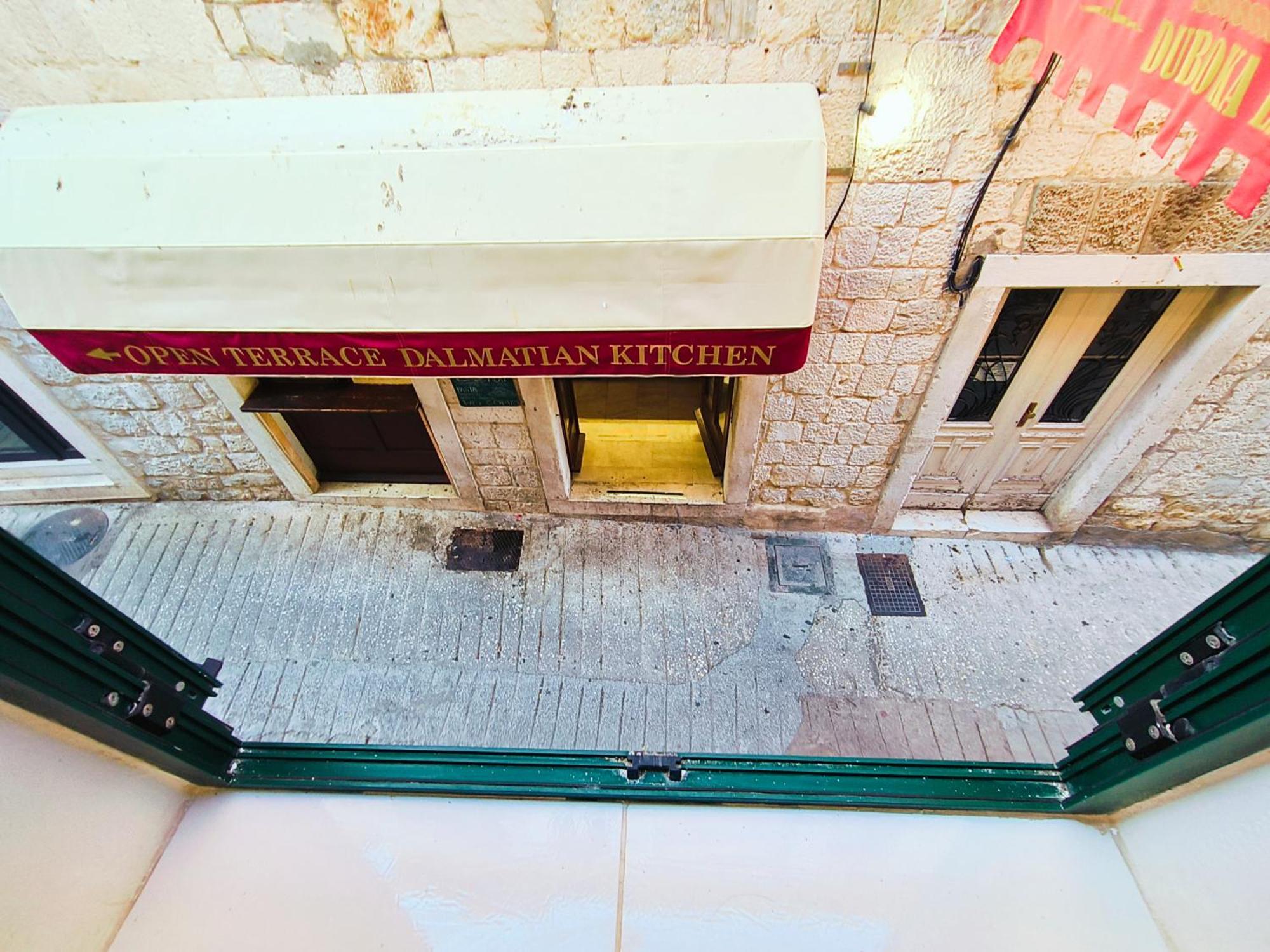 Iron Gates Apartments Σπλιτ Εξωτερικό φωτογραφία