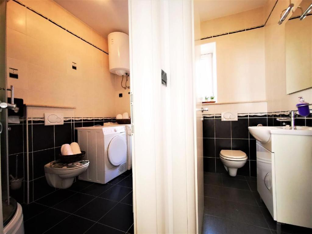 Iron Gates Apartments Σπλιτ Εξωτερικό φωτογραφία