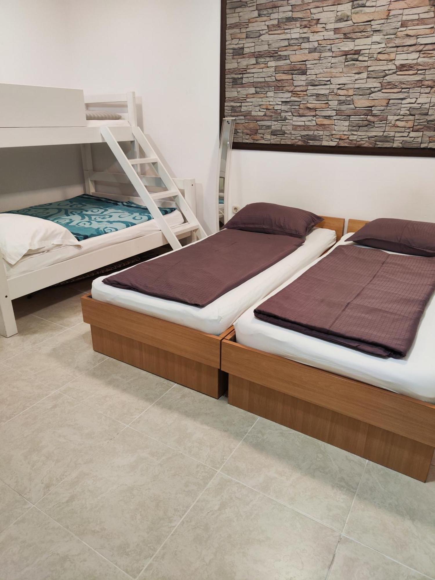 Iron Gates Apartments Σπλιτ Εξωτερικό φωτογραφία