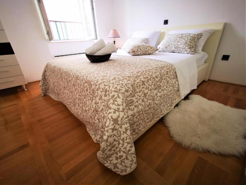 Iron Gates Apartments Σπλιτ Εξωτερικό φωτογραφία